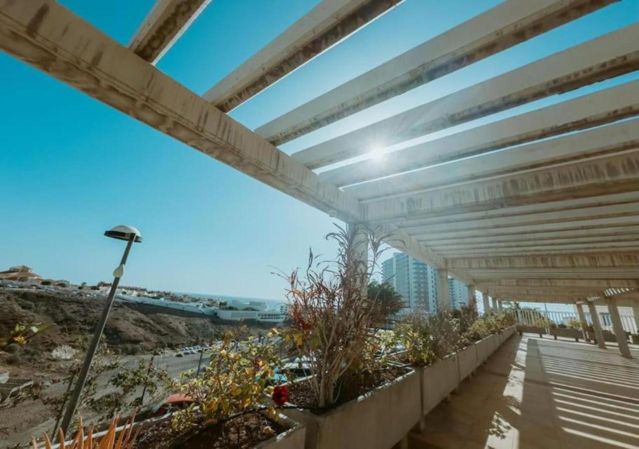 Seaview Splendor 2 Bedroom Modern Comfort Адехе Екстериор снимка