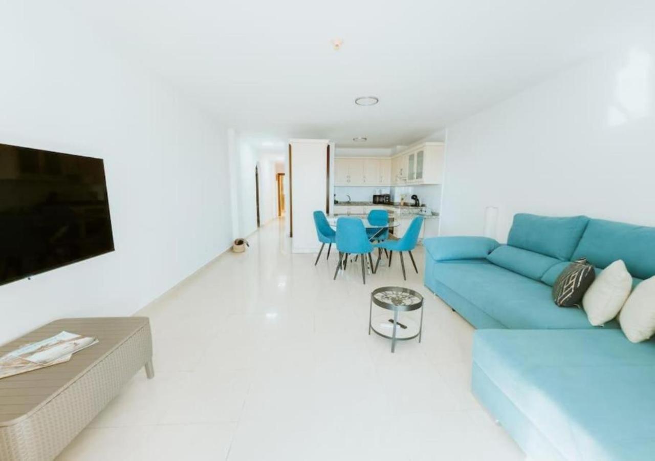 Seaview Splendor 2 Bedroom Modern Comfort Адехе Екстериор снимка
