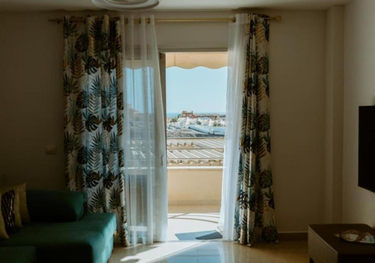 Seaview Splendor 2 Bedroom Modern Comfort Адехе Екстериор снимка